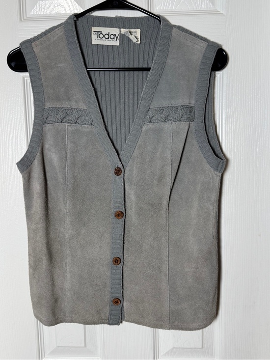 Ms Today Jackets & Blazers - VTG 70s Ms. Today Grey Suede Knit Panel Boho Button Vest Size 12/M